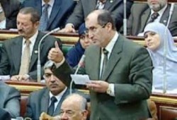 حشمت: لن نغادر الميدان حتى تسترد مصر سلطاتها