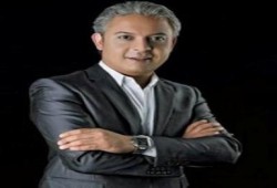 معتز مطر معلقا على شفيق: والذى نفسى بيده انه يكذب ويعلم انه يكذب لكنه ينفذ طلبات أسياده