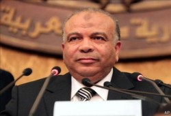 الكتاتنى يهنئ د/محمد مرسى بفوزه.. ويؤكد: البرلمان حريص على التعاون معك