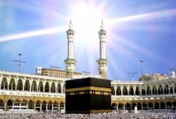 غدا.. الشمس والقمر يتعامدان على الكعبة المشرفة