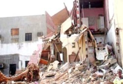 انهيار برج سكنى من 11 طابقًا بالإسكندرية