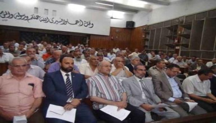 محافظ الغربيه يبحث مع التنفيذيين خطة الرئيس فى الـ 100 يوم بحضور الحريه والعداله
