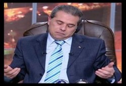 النائب العام يأمر بالتحقيق مع توفيق عكاشة بتهمة إهانة الرئيس والتحريض على الانقلاب