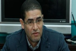 المعارض المزيف محمد أبوحامد يهاجم الرئيس بسبب استقباله للسيد اسماعيل هنيه
