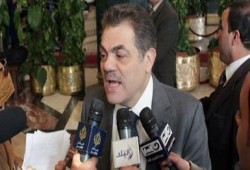 البدوي يفصل رؤساء تحرير جريدة الوفد والبوابة الإلكترونية بسبب شفيق وعمر سليمان