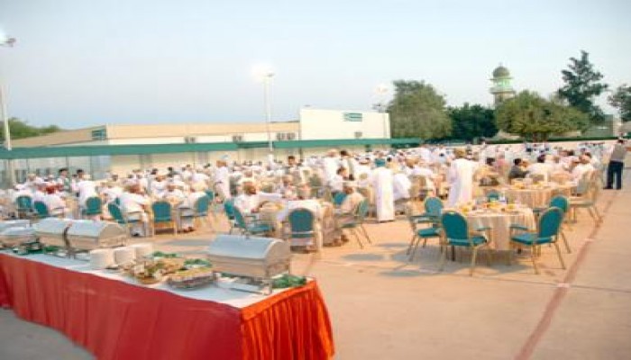 مصر وطن ونسيج واحد على مائدة افطار الشبان المسلمين والمسيحيين