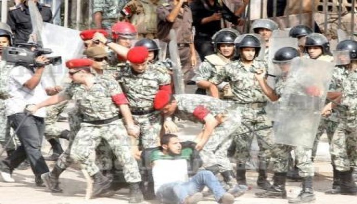 لجنة المحاكمين عسكريًا: الإفراج عن مئات الثوّار المحكوم عليهم قبل العيد