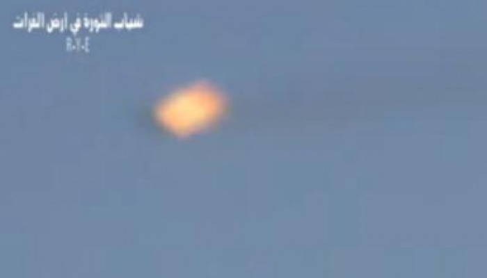 الجيش السوري الحر يسقط طائرة مقاتلة ويعتقل قائدها (متلفز)