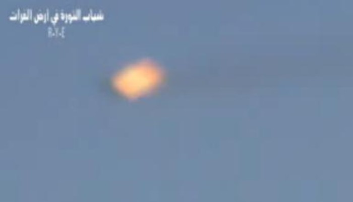 الجيش السوري الحر يسقط طائرة مقاتلة ويعتقل قائدها (متلفز)