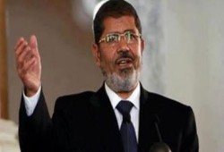 الرئيس مرسي يؤدي صلاة العيد بمسجد عمرو بن العاص