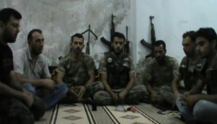 تكبيرات العيد بحناجر مجاهدي الجيش الحر بسوريا (متلفز)