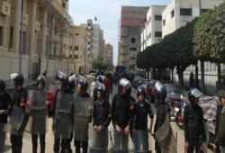 وزراة الداخلية تتسلم مقار جماعة الإخوان المسلمين وحزب الحرية والعدالة لتأمينها