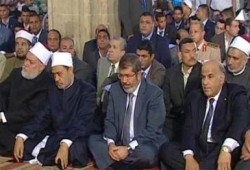 الرئيس يصلي الجمعة بالتجمع الخامس