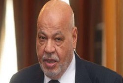 مكي: الأوسمة لن تمنع عقاب طنطاوي وعنان وعبدالمعز إذا أدينوا
