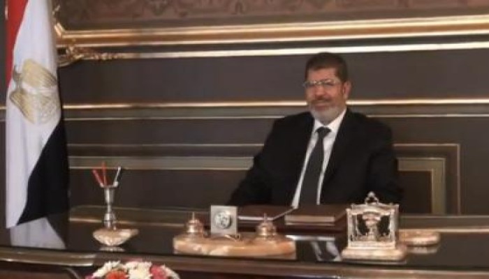 لأول مره الرئيس مرسى فى قصر عابدين (متلفز)