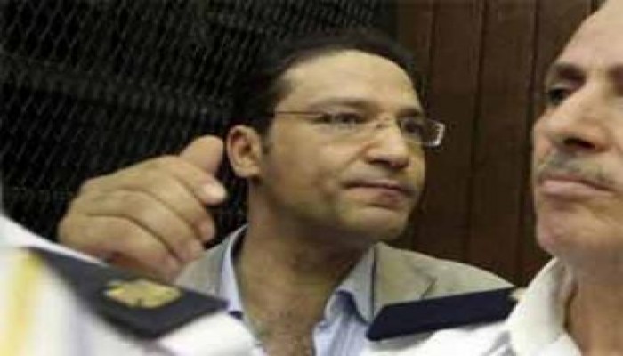 تأجيل محاكمة إسلام عفيفي رئيس تحرير الدستور بتهمة سب د/ عصام العريان الى 15 أكتوبر