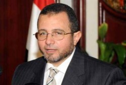 قنديل: صندوق النقد لم يشترط تخفيض قيمة الجنيه لإقراض مصر