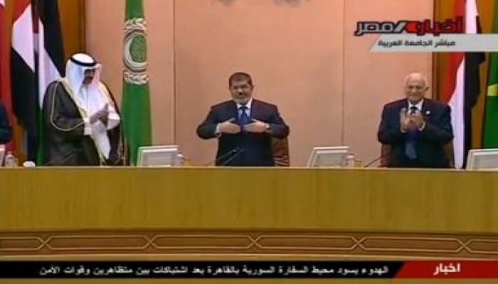 الرئيس سوريا ثم سوريا.. أمامكم الميدان إفعلوا شيئاً ونحن معكم (متلفز)