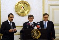 داود أوغلو: سنؤسس لشرق أوسط جديد بالتعاون مع مصر