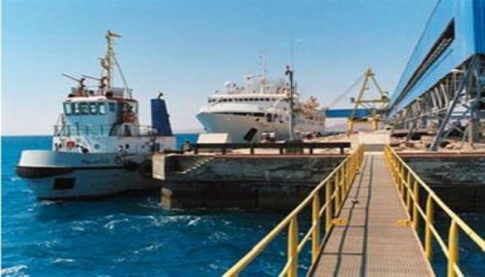 وصول باخرة يونانية تحمل 33 ألف طن سولار إلى الإسكندرية