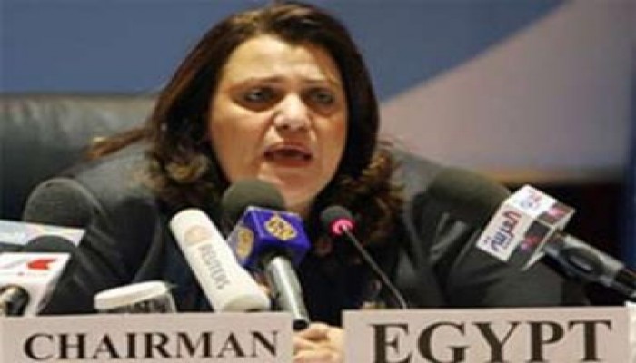 مصر تطالب بريطانيا بعدم التنصل من التزاماتها باعادة الاموال المهربة