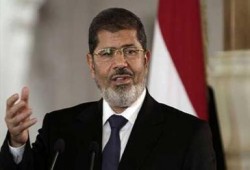 الرئيس مرسي يستعرض المشهد السياسي الراهن مع الهيئة الاستشارية