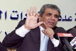 صبحى صالح ضيف ندوة "ما تم انجازة فى الدستور والمواد المختلف عليها" بالاسكندرية