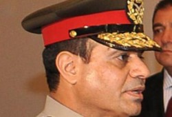 الفريق عبدالفتاح السيسى يشهد حفل تخرج الدفعة 142 من الضباط الإحتياط