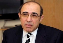 الكسب غير المشروع يمنع إبراهيم كامل من التصرف بأمواله والسفر