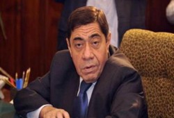 النائب العام يتشبث بالبقاء في منصبه ويرفض إقالته