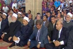 الرئيس مرسي يؤدي صلاة الجمعة بمسجد سيدي جابر