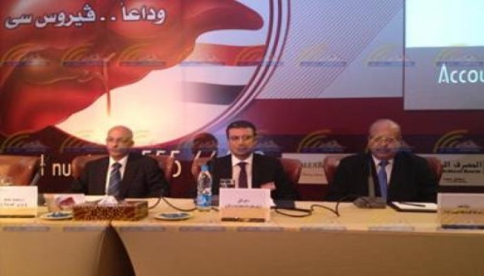وزير الصحة يطلق حملة "وداعا فيروس سى" لتشخيص وعلاج مليون مصاب مجاناً