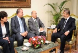 بيان صحفي من رئاسة الجمهورية: بخصوص استقبال وفد البنك الأوروبي لإعادة التعمير والتنمية