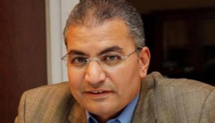 عصام سلطان: مبروك لتوفيق عكاشة ولا عزاء للقضاة
