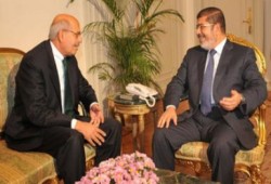 السيد الرئيس الدكتور محمد مرسى يلتقى الدكتور محمد البرادعي رئيس حزب الدستور (صور)