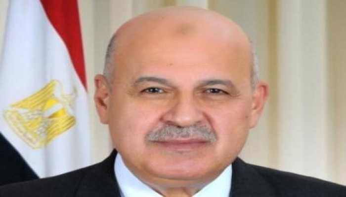 الرئيس ينيب "مكي" لرئاسة وفد مصر في قمة الثماني الإسلامية