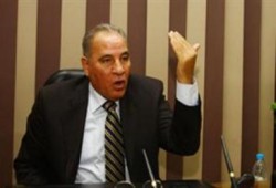 بلاغ للنائب العام وشكوي للمجلس الأعلي للقضاء تتهم الزند بالإخلال بوظيفته وتطالب بعزله