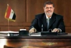 مرسي في مواجهة تآمر داخلي وخارجي