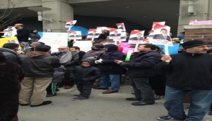 وقفة تأييد لقرارات الرئيس مرسي بنيويورك (صور)