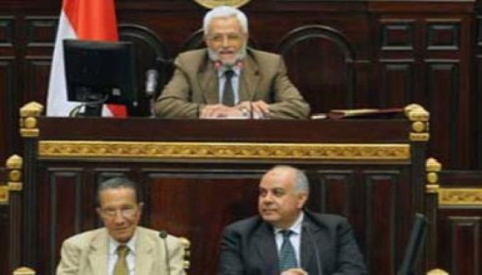 الجمعية التأسيسية توافق على مادة العزل السياسي لـ (الفلول) لفتره محددة