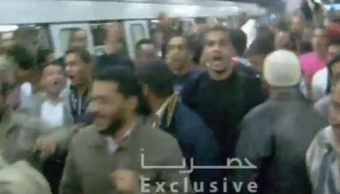 مظاهرات "تحت الارض" تأييدا للرئيس مرسى (متلفز)