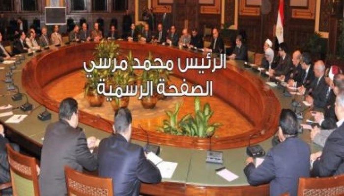 القوي السياسية لقاء الرئيس إيجابي ونزع فتيل الأزمة وماضون للاستفتاء والشعب هو الحكم