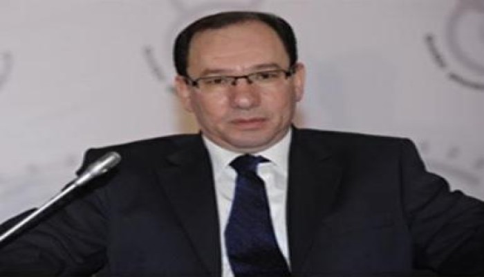 وائل قنديل يكتب أهلا بقوائم العار