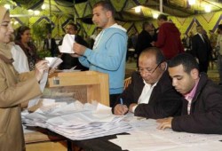 مع بداية الاستفتاء في الخارج  البورصة المصرية تربح 9 مليارات جنيه