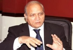 الأشعل: المعارضة شوهت الدستور بنسخ مزورة كما حرفت اليهود التوراة