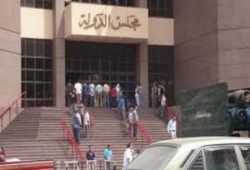 دعوي قضائية تطالب بوقف برامج جميع من سبق ارتباطهم بالنظام السابق