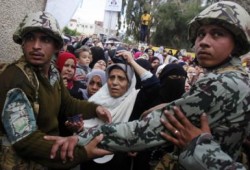 الشعب المصري يصنع دستوره
