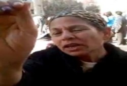 مسيحية تؤيد الرئيس مرسي و الدستور (متلفز)