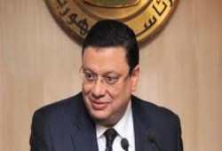 ياسر علي مصر آمنة اقتصاديا  والحكومة تنفي تقديم استقالتها