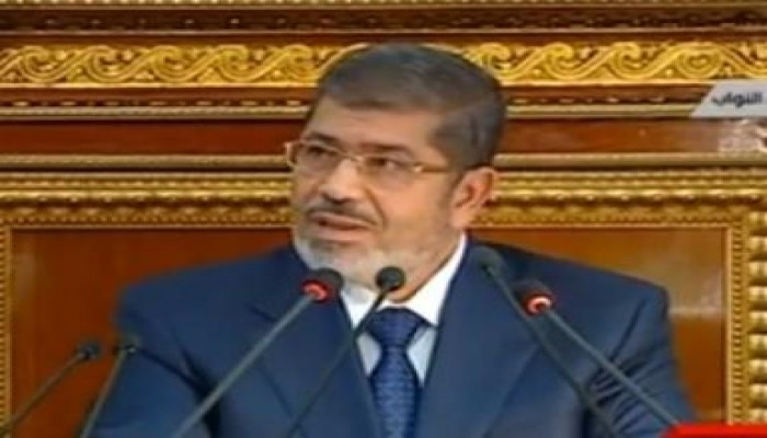 الرئيس مرسى : الذين يتحدثون عن إفلاس مصر .. هم المفلسون (متلفز)